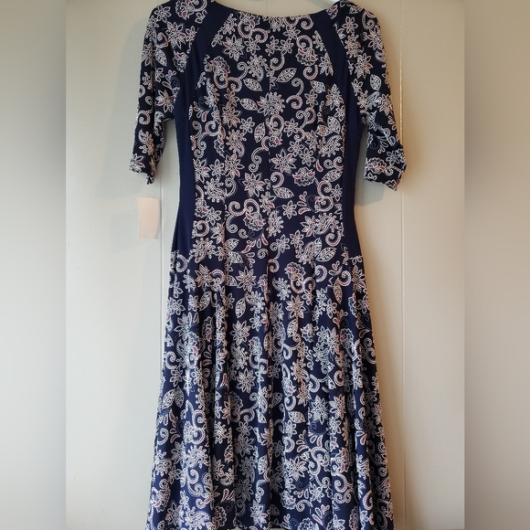 A line dress from Rabbit Rabbit Rabbit. Size 6. NWT - Picture 2 of 6